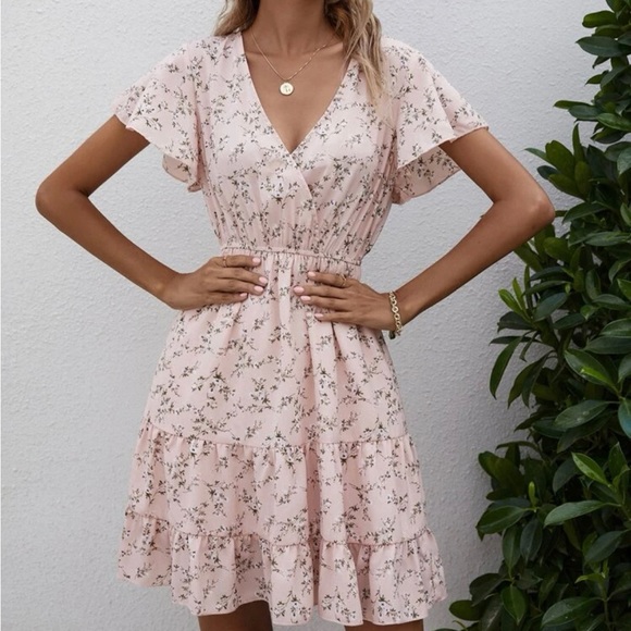 🌟 SHEIN Surplice Front Ditsy Floral A-line Dress🌟 - Picture 2 of 6